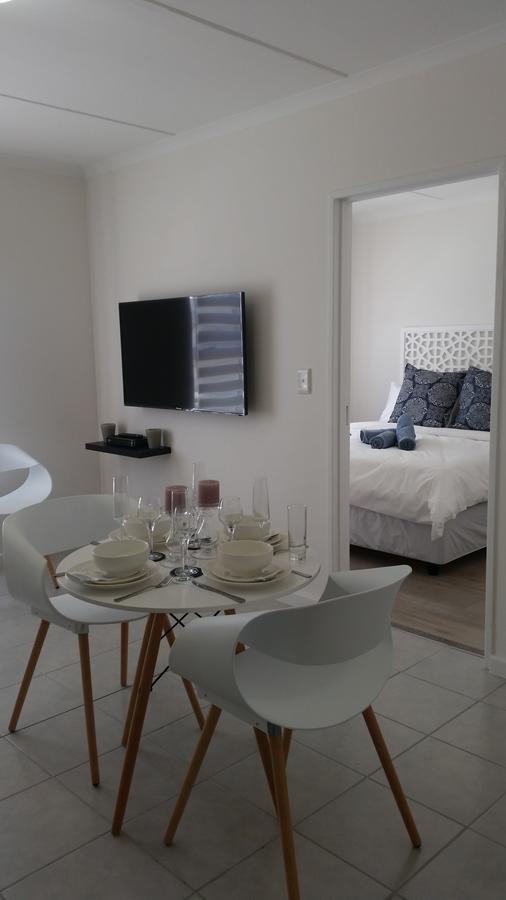 Coral Sands On Muizenberg Apartment Екстериор снимка